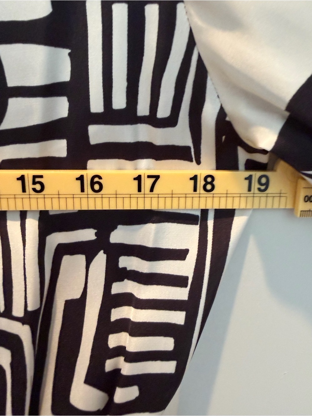 ANTONIO MELANI Odessa Black and White Long-Sleeve Printed Tie-Waist Shirt Dress - Picture 8 of 9